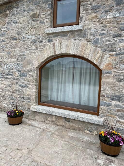 Tom Rocky'S Farmyard Villa Templemore Buitenkant foto