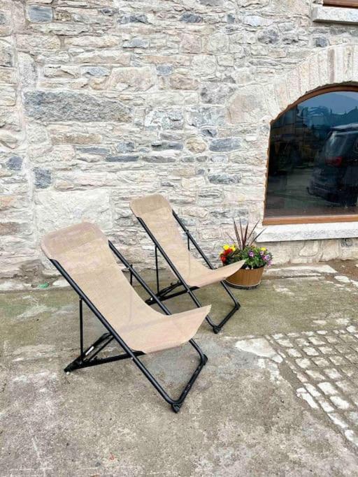 Tom Rocky'S Farmyard Villa Templemore Buitenkant foto