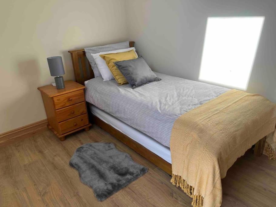 Tom Rocky'S Farmyard Villa Templemore Buitenkant foto